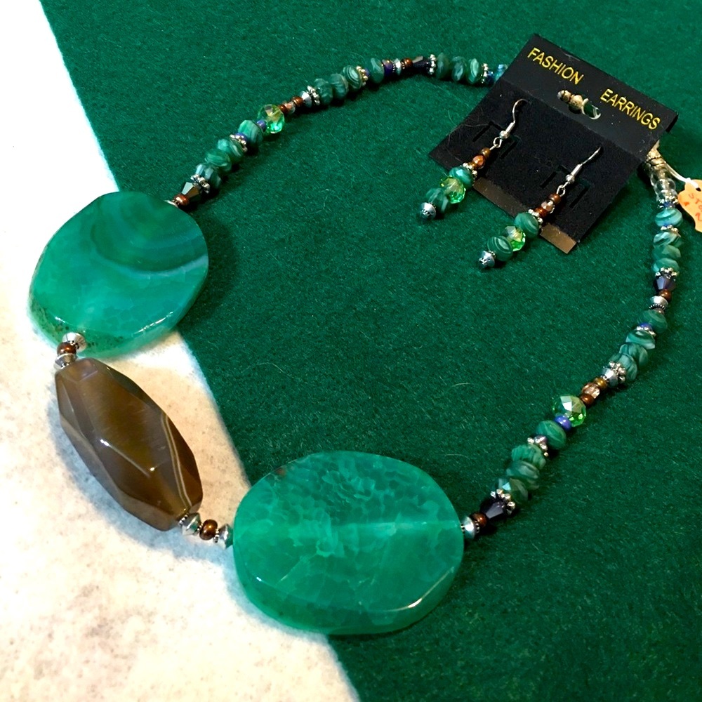 🆕 Gorgeous Green Genuine Agate Necklace and Earrings! Handcrafted Set (by me)